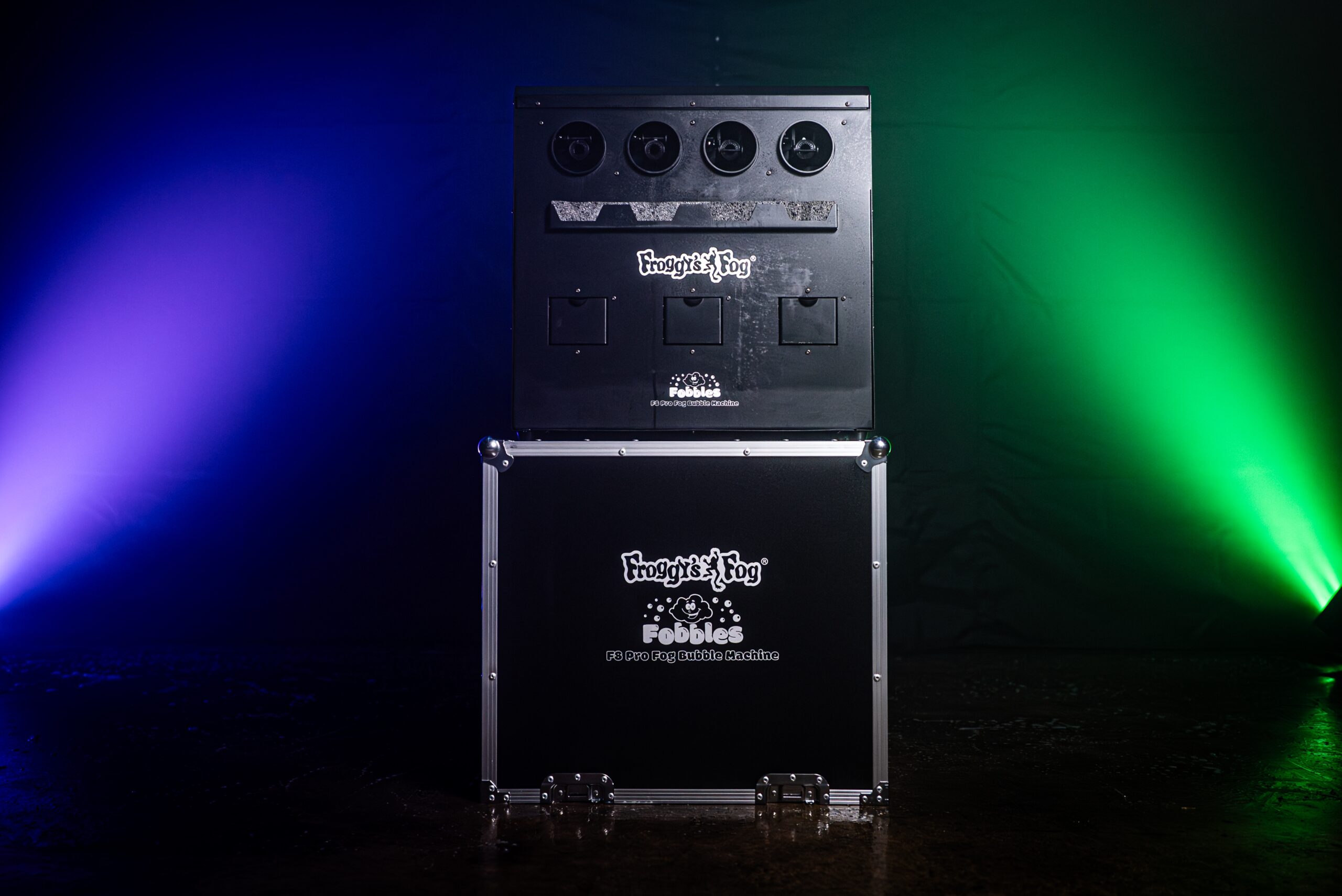 Froggy's Fog Fobbles F8 Pro - Bubble Fogger front and case
